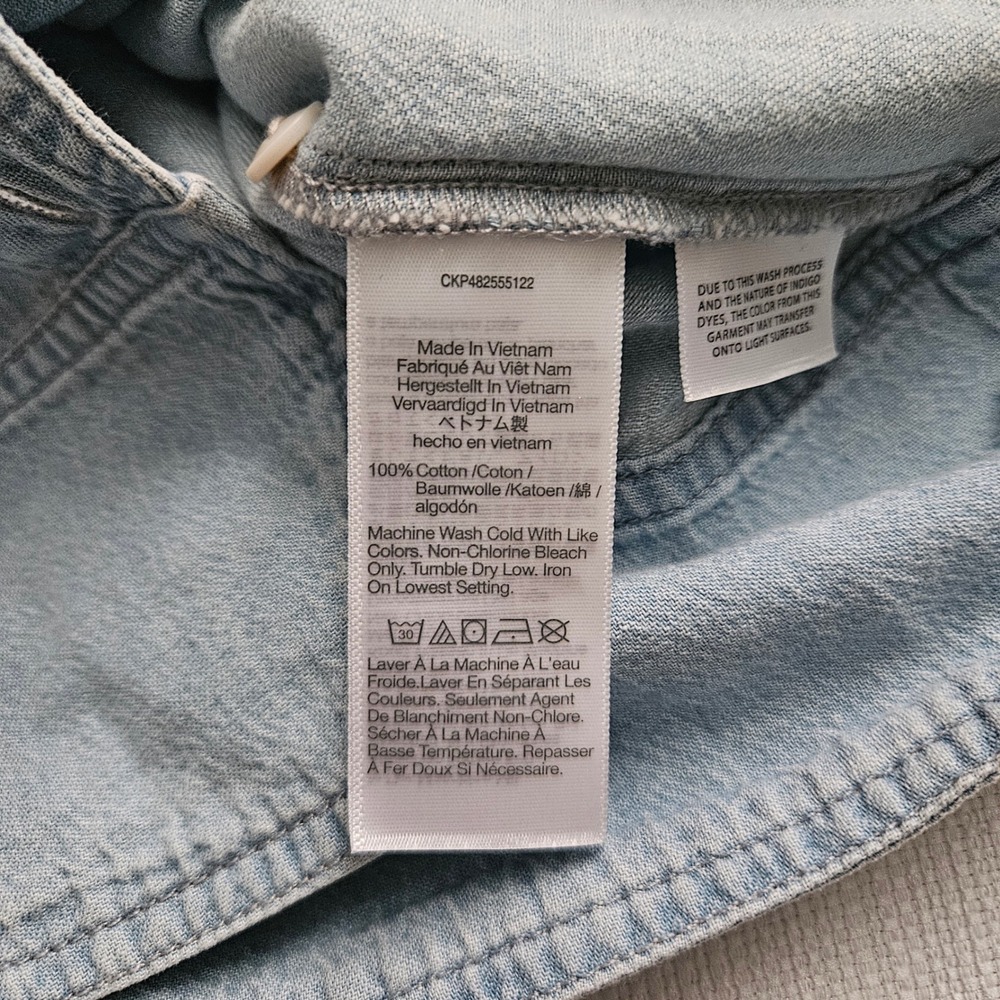 Madewell Light Wash Chambray Button Front Top - Picture 9 of 9